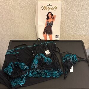 Mapalé Teal and Black Lace Chemise Set